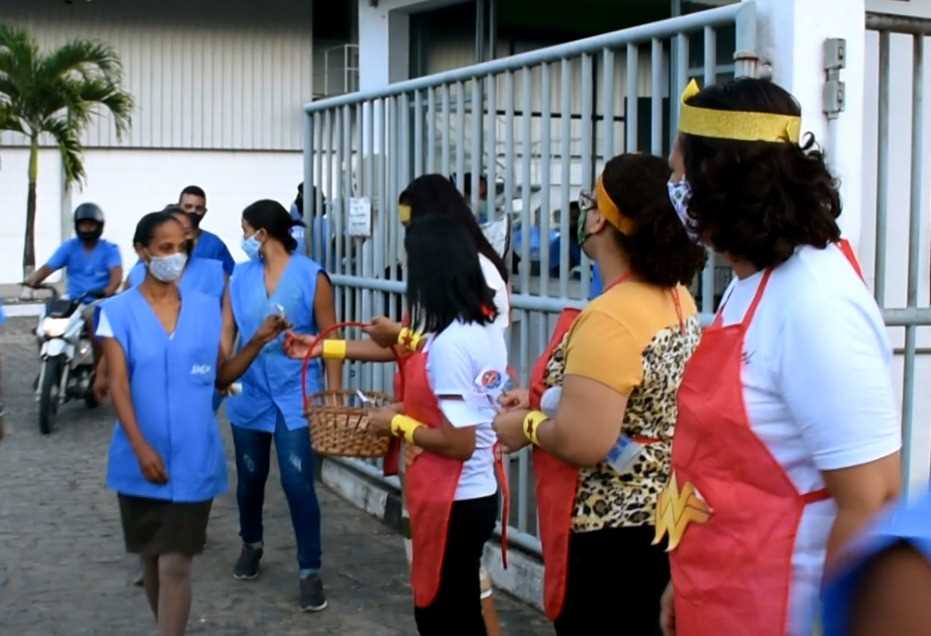 Camacã: Secretaria de Assistência Social homenageia as mulheres funcionárias da Fábrica